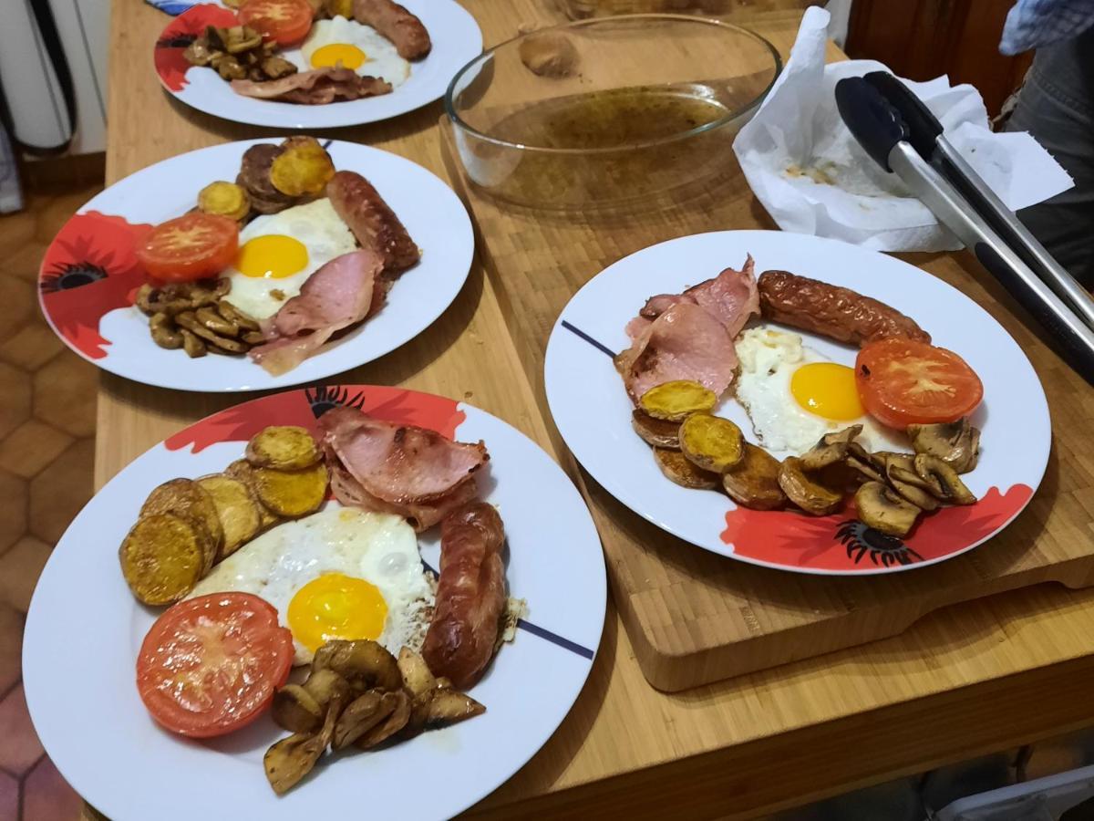 Maison Du Coquelicot Bed & Breakfast